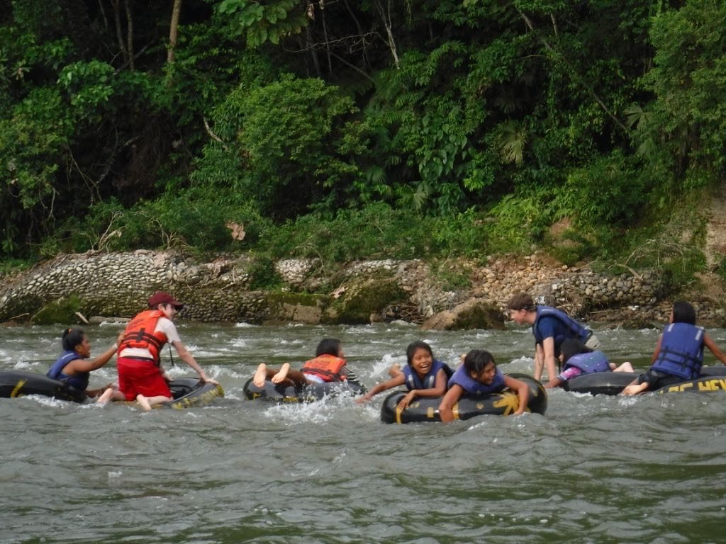 Sinchi Warmi river